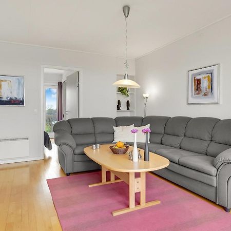 2 Bedroom Stunning Home In Hojer Exterior photo